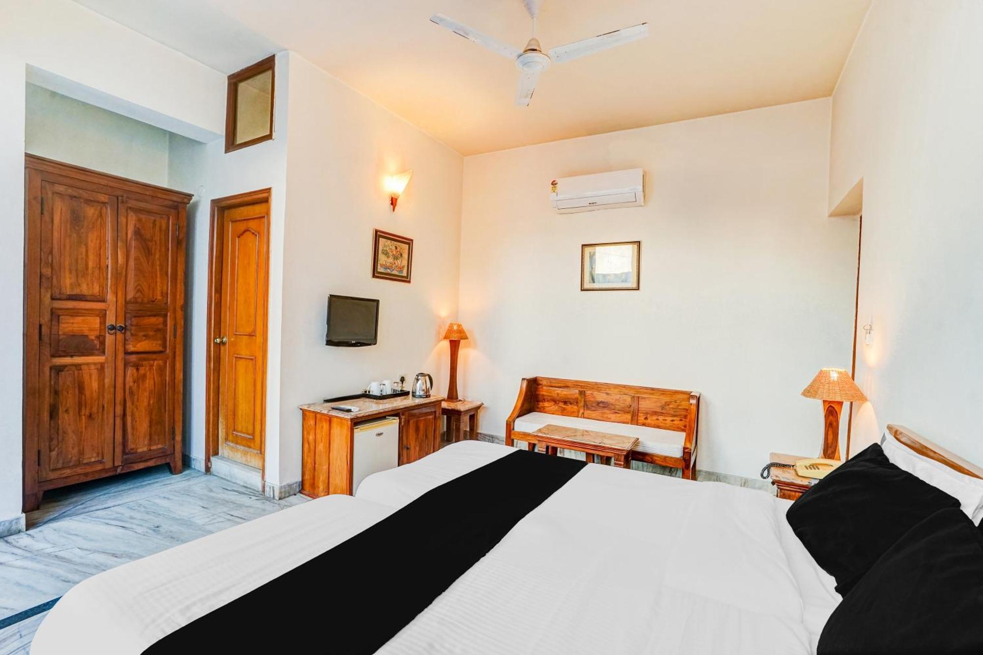 Super Hotel O Sansarchandra Road Formerly Luna Rosa Dzsaipur Kültér fotó