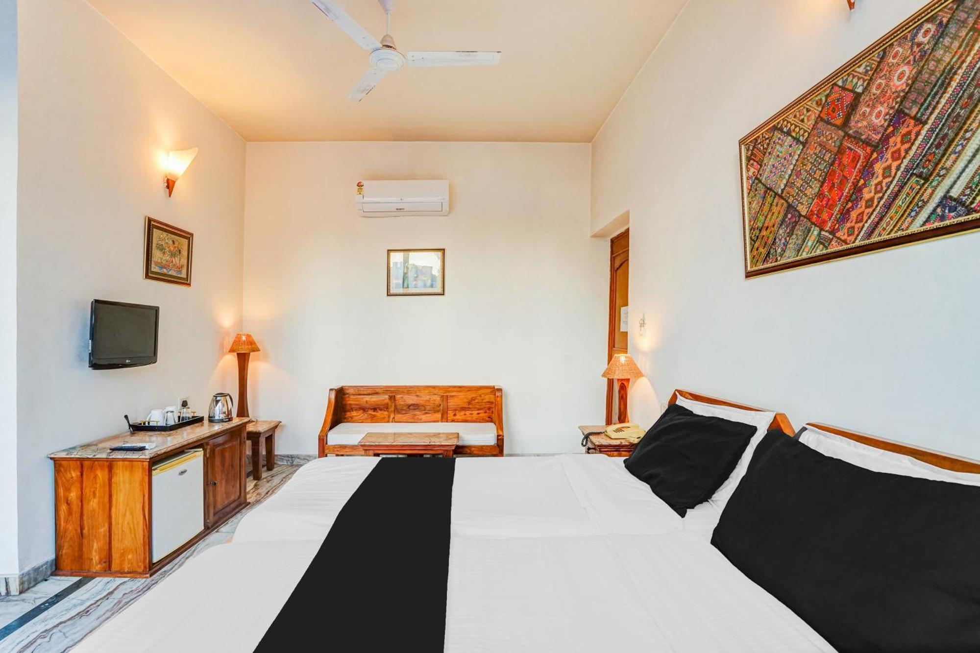 Super Hotel O Sansarchandra Road Formerly Luna Rosa Dzsaipur Kültér fotó