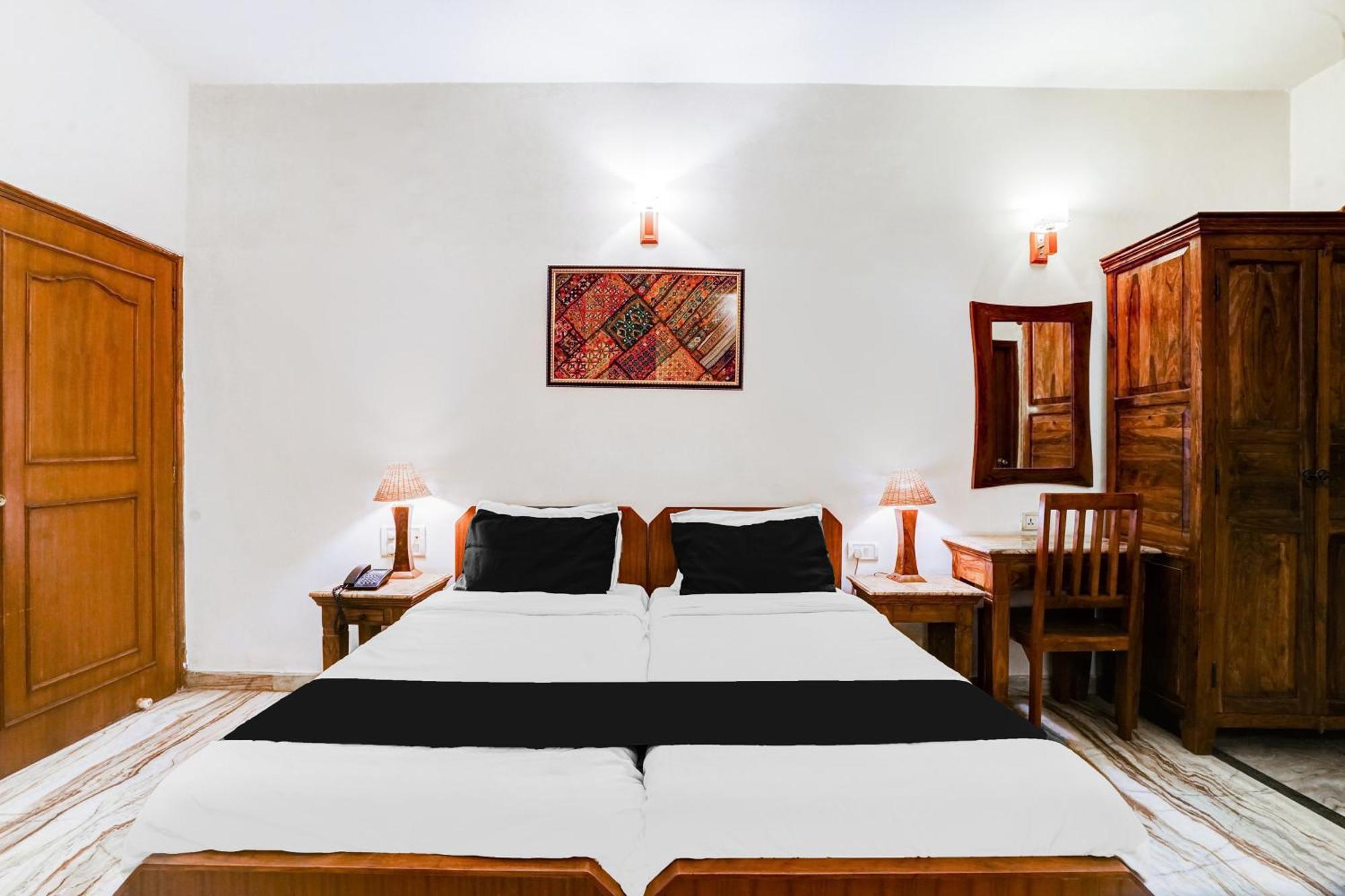 Super Hotel O Sansarchandra Road Formerly Luna Rosa Dzsaipur Kültér fotó